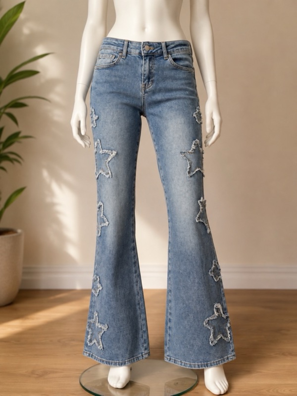 Ashley Mason Light Blue Star Appliqué Flare Jeans Size 5/27